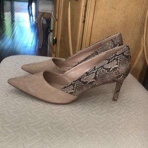 NEW Kelly and Katie heels nude snake